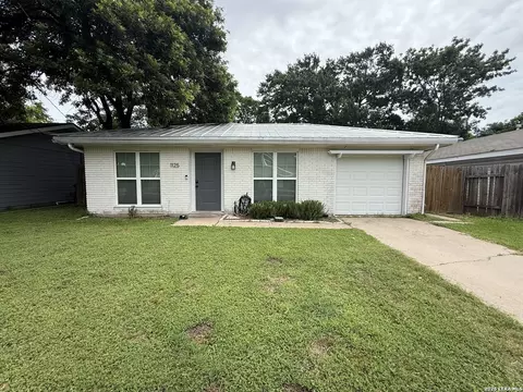 1125 Detroit St, College Station, TX 77840