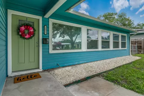 251 Pilgrim Dr, San Antonio, TX 78213