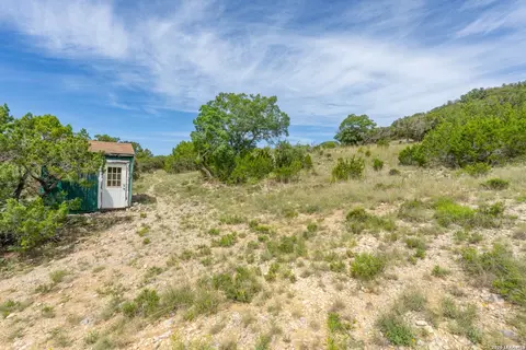 Exterior - 447 Blesssing Ln, Utopia, TX 78884 photo 7 of 8