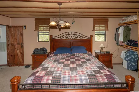 Bedroom - 447 Blesssing Ln, Utopia, TX 78884 photo 1 of 3