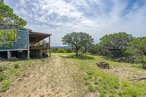 Other - 447 Blesssing Ln, Utopia, TX 78884 photo 12 of 21