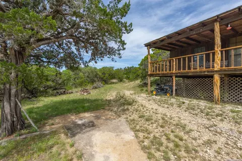 Exterior - 447 Blesssing Ln, Utopia, TX 78884 photo 3 of 8