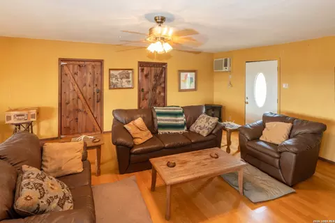 Living - 447 Blesssing Ln, Utopia, TX 78884 photo 1 of 2