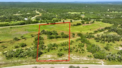 658 Windmill Rdg, Blanco, TX 78606
