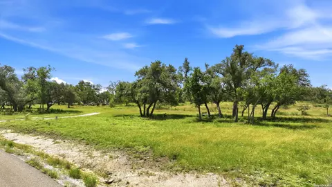 718 Windmill Rdg, Blanco, TX 78606 photo 6