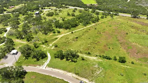 718 Windmill Rdg, Blanco, TX 78606 photo 15
