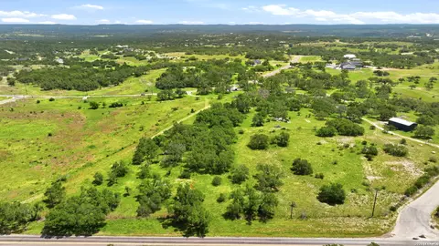 718 Windmill Rdg, Blanco, TX 78606 photo 22