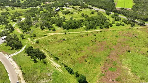718 Windmill Rdg, Blanco, TX 78606 photo 17