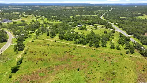 718 Windmill Rdg, Blanco, TX 78606 photo 18