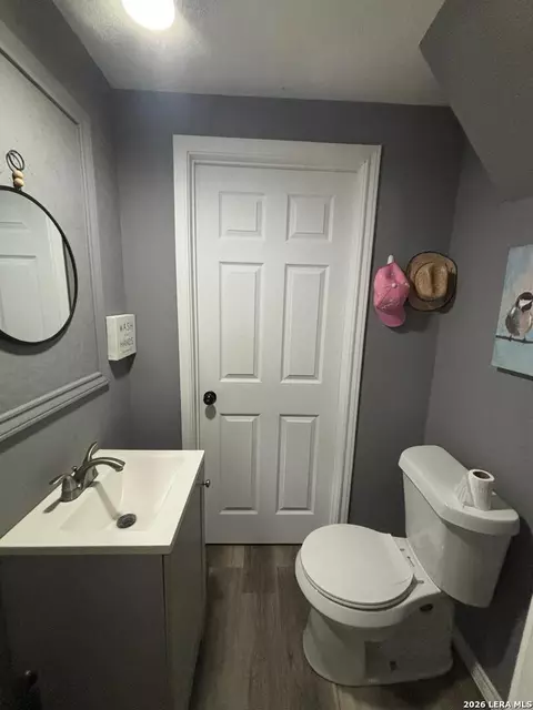 Bath - 10172 Pvt 597, Mathis, TX 78368 photo 4 of 5