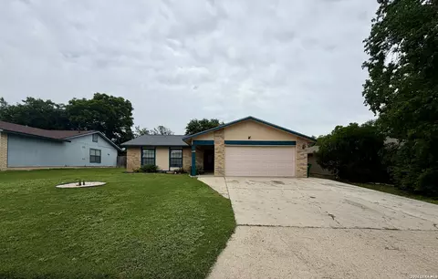 931 Hayloft Ln, San Antonio, TX 78245