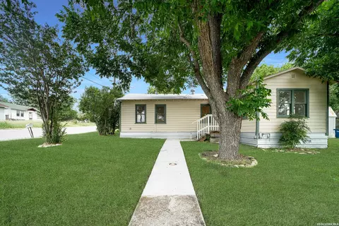 414 Orange, New Braunfels, TX 78130