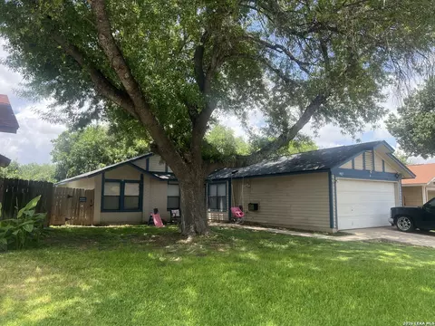 9827 Autumn Silver, San Antonio, TX 78254