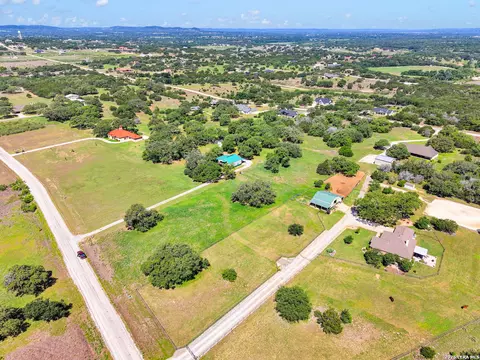lot303 Appaloosa Holw, Bandera, TX 78003