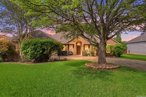4301 Golden Oak, Schertz, TX 78154