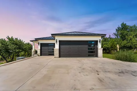 Exterior - 189 Eagle Crst, Spring Branch, TX 78070 photo 6 of 7