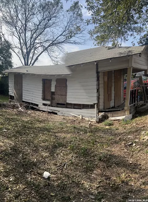 136 N Alabama St, San Antonio, TX 78203