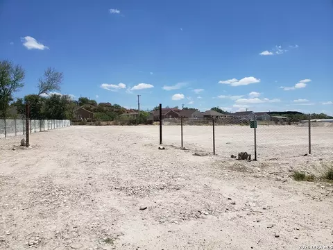 1157 State Loop 480 #2, Eagle Pass, TX 78852 photo 10