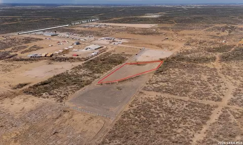 8037 S E Us Hwy 277, Eagle Pass, TX 78852 photo 7