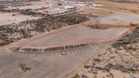 8037 S E Us Hwy 277, Eagle Pass, TX 78852 photo 4