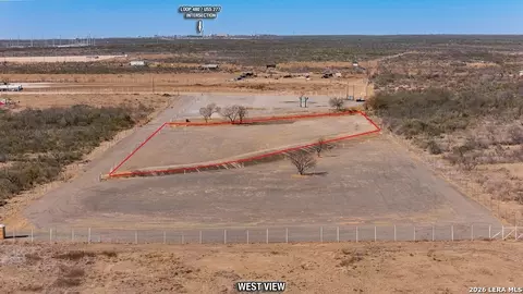 8037 S E Us Hwy 277, Eagle Pass, TX 78852 photo 2