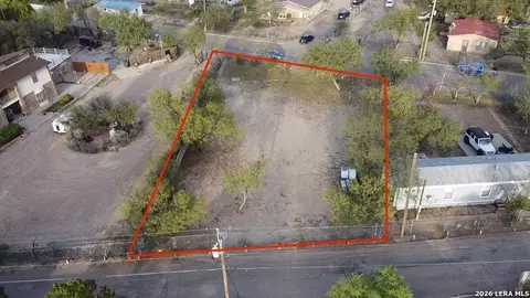 2927 Buena Vista Rd, Eagle Pass, TX 78852