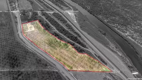 1585 Fm 1664, Quemado, TX 78877