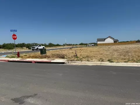 803 Ceniza Dr, Eagle Pass, TX 78852