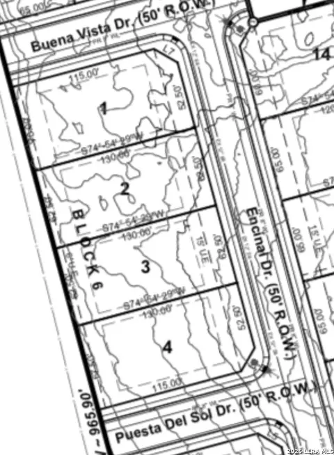 708 Encinal Dr, Eagle Pass, TX 78852 photo 3