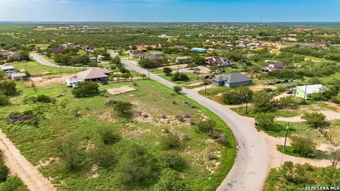 1326 Wagon Wheel Rd, Eagle Pass, TX 78852 photo 7