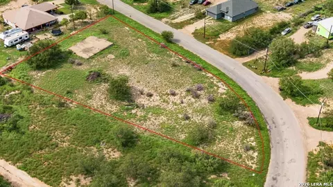 1326 Wagon Wheel Rd, Eagle Pass, TX 78852 photo 12