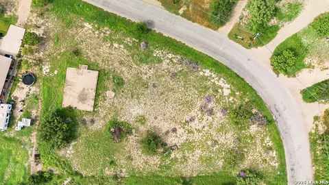 1326 Wagon Wheel Rd, Eagle Pass, TX 78852 photo 13