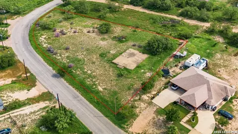 1326 Wagon Wheel Rd, Eagle Pass, TX 78852 photo 10