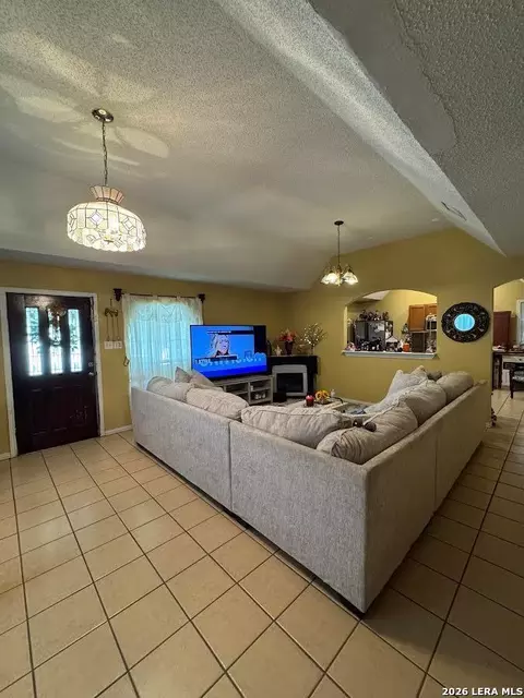 Living - 1707 Rainbow Rd, Eagle Pass, TX 78852 photo 1 of 2