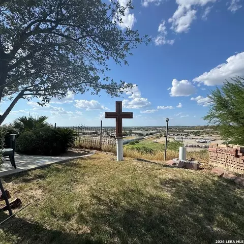 View/Area - 1707 Rainbow Rd, Eagle Pass, TX 78852 photo 1 of 2