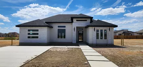 Exterior - 3192 Jacob Dr #N/A, Eagle Pass, TX 78852 photo 6 of 6