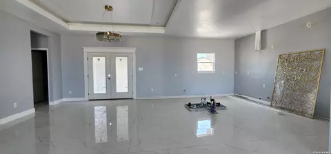 Living - 3192 Jacob Dr #N/A, Eagle Pass, TX 78852 photo 3 of 4
