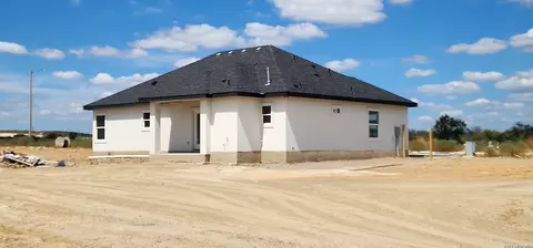 Exterior - 3192 Jacob Dr #N/A, Eagle Pass, TX 78852 photo 3 of 6