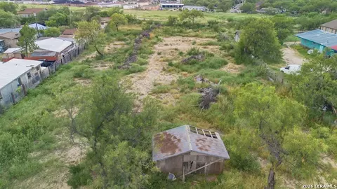 View/Area - 1850 Eidson Rd, Eagle Pass, TX 78852 photo 1 of 11