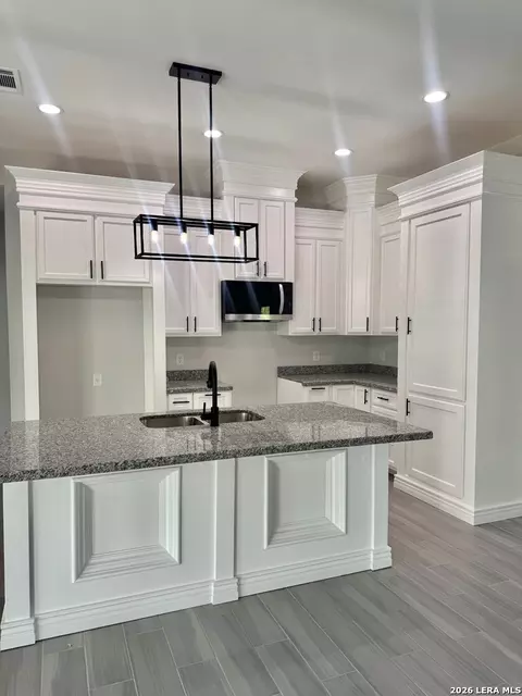 Kitchen - 261 Dub Dr, Eagle Pass, TX 78852 photo 1 of 2