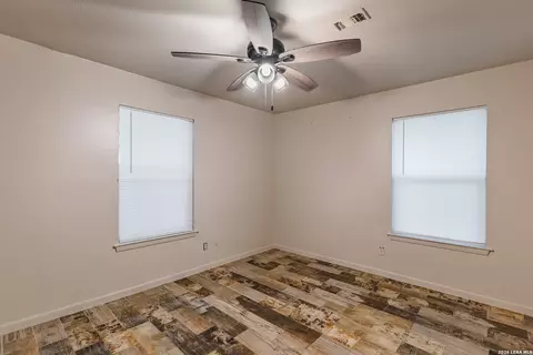 Bedroom - 2139 Ricks Dr, Eagle Pass, TX 78852 photo 5 of 9