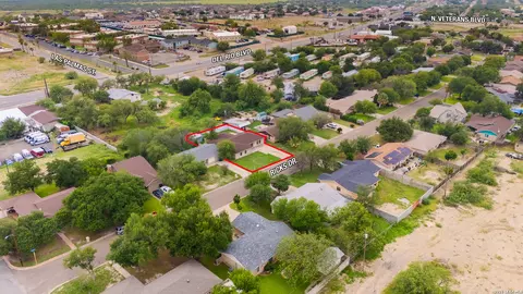 View/Area - 2139 Ricks Dr, Eagle Pass, TX 78852 photo 4 of 4