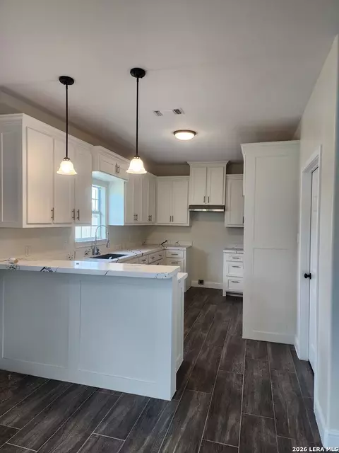 Kitchen - 69 Windmill Dr #N/A, Eagle Pass, TX 78852 photo 1 of 2