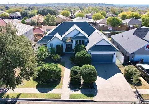 1826 Willow Creek Dr, Eagle Pass, TX 78852