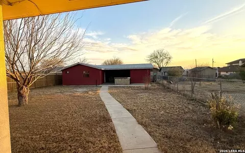 Exterior - 3042 Alvin Cir, Eagle Pass, TX 78852 photo 4 of 5