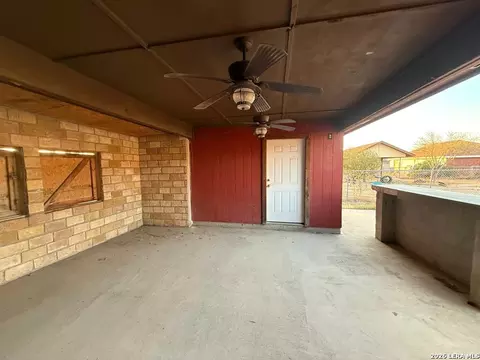 Exterior - 3042 Alvin Cir, Eagle Pass, TX 78852 photo 5 of 5