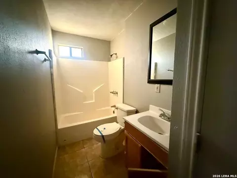 Bath - 3042 Alvin Cir, Eagle Pass, TX 78852 photo 1 of 2