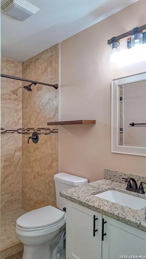 120 Spring View Dr, Eagle Pass, TX 78852 photo 22