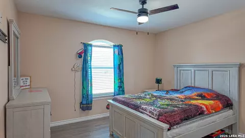 120 Spring View Dr, Eagle Pass, TX 78852 photo 25