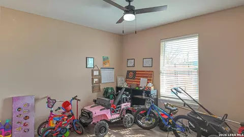 120 Spring View Dr, Eagle Pass, TX 78852 photo 24